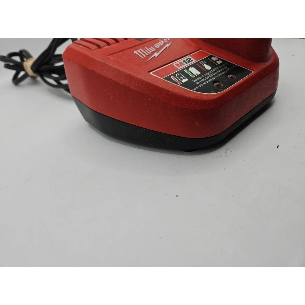 Milwaukee M12 12 Volt Charger Red Lithium-Ion 48-59-2401 Preowned Tested/Working